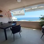 Luris شقة سبليت