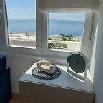 Luris سبليت