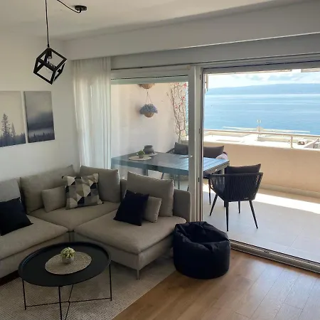 Apartment Luris *