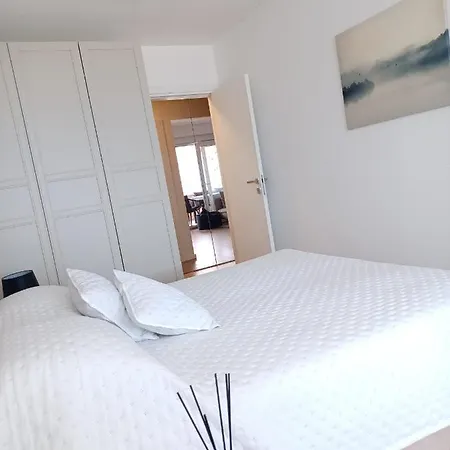 Luris Apartment