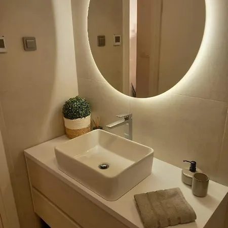 Luris Apartment *